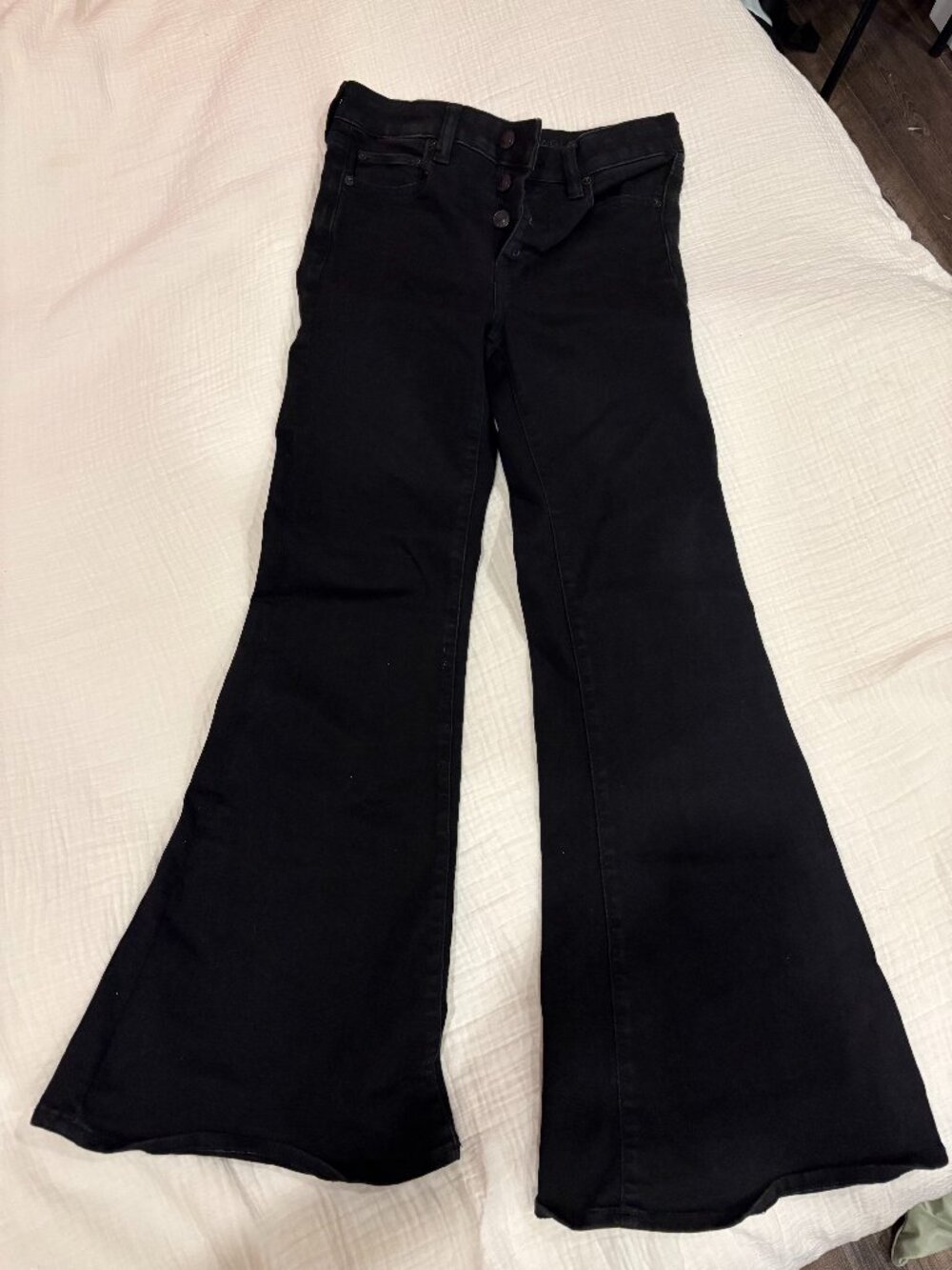 AE Flare Jeans